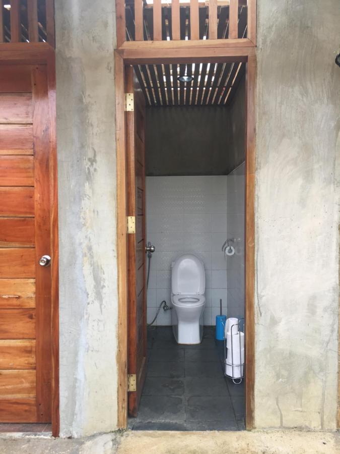 B&R Hostel Nagtabon Bacungan Exterior photo